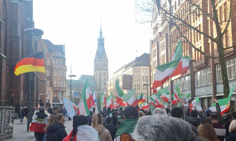 HAMBURG STEHT ZUSAMMEN