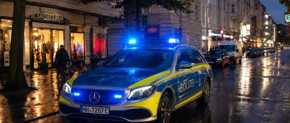 Die Hamburger Polizei hat ein neues „Polizeiliches Präsenzlicht" eingeführt